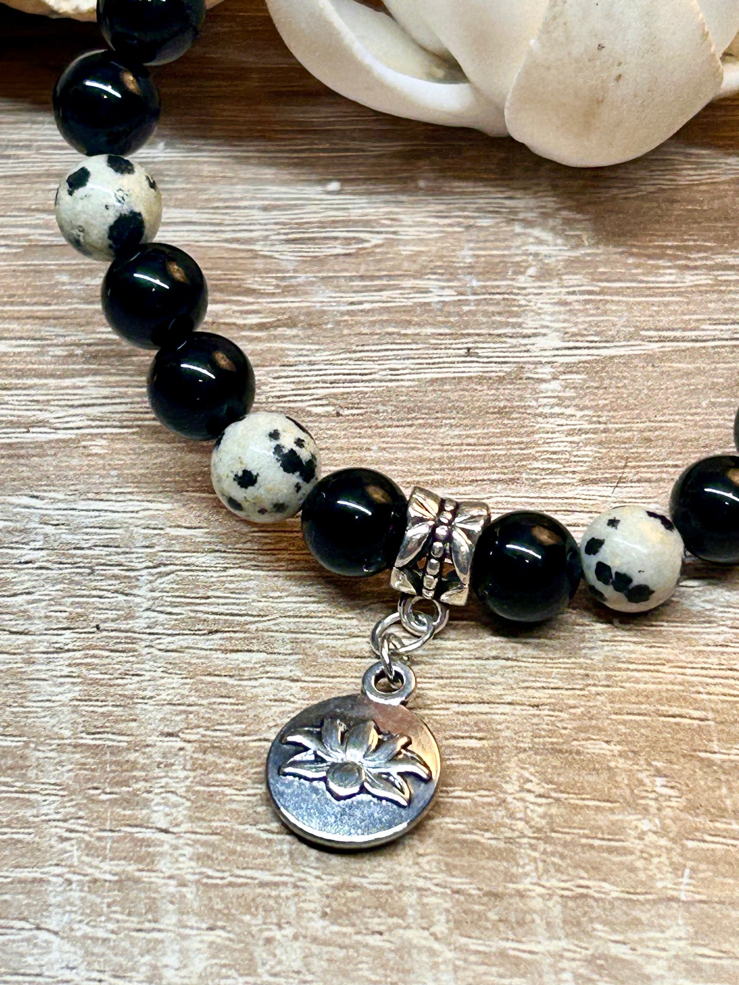 Bracelet d’obsidienne noire et jaspe dalmatien