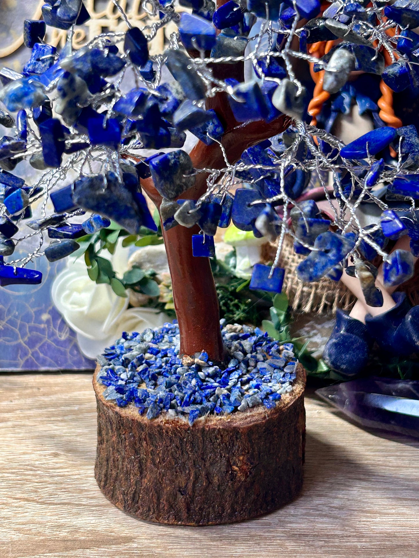 Arbre du bonheur en lapis lazuli 300 pierres