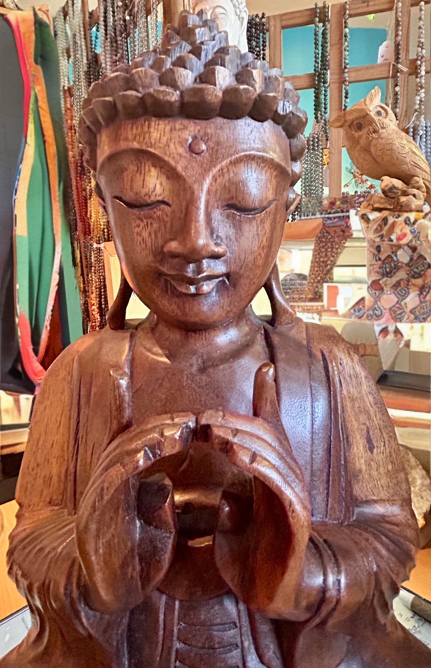 Bouddha en bois marron