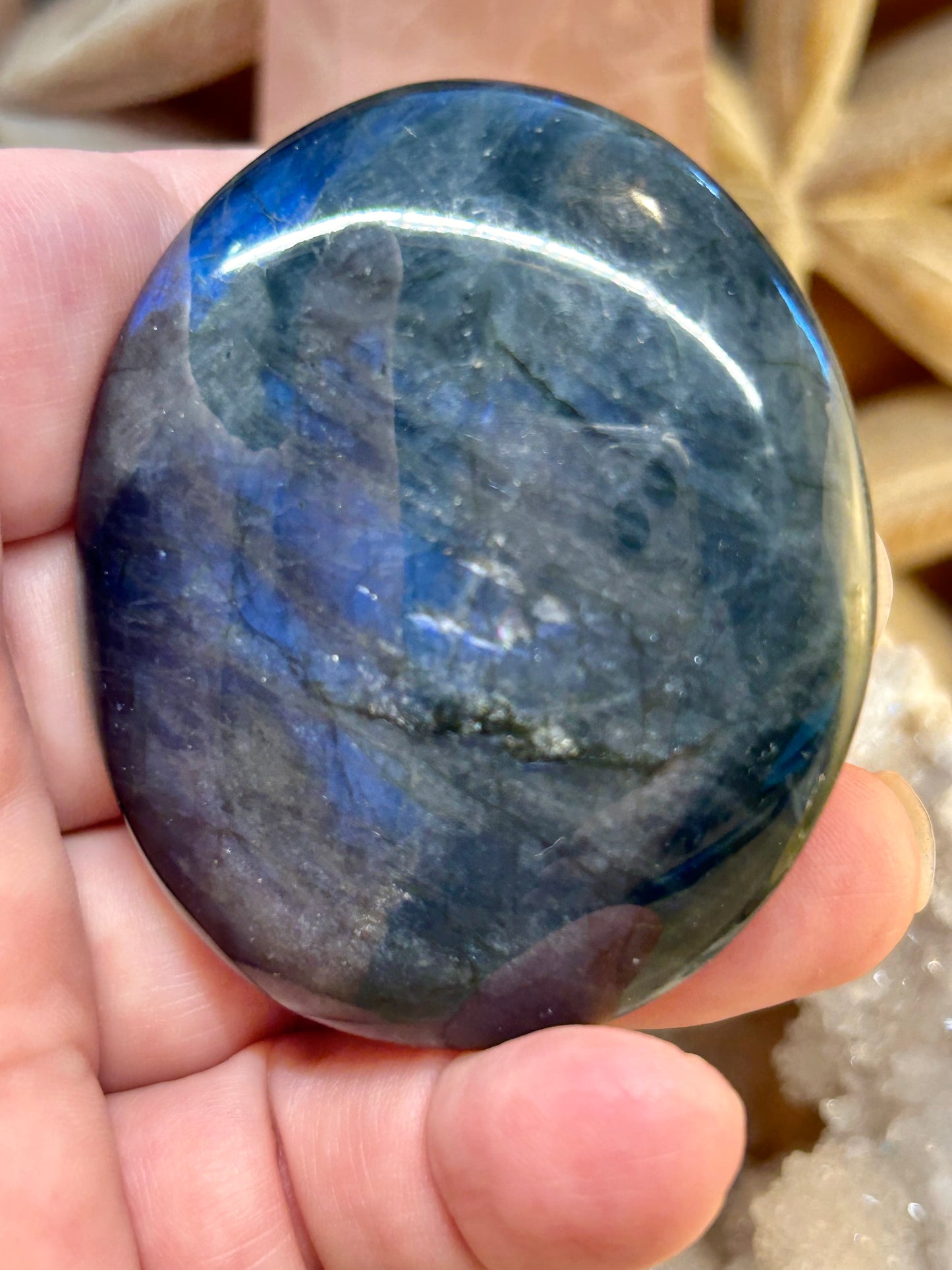 Galet de labradorite