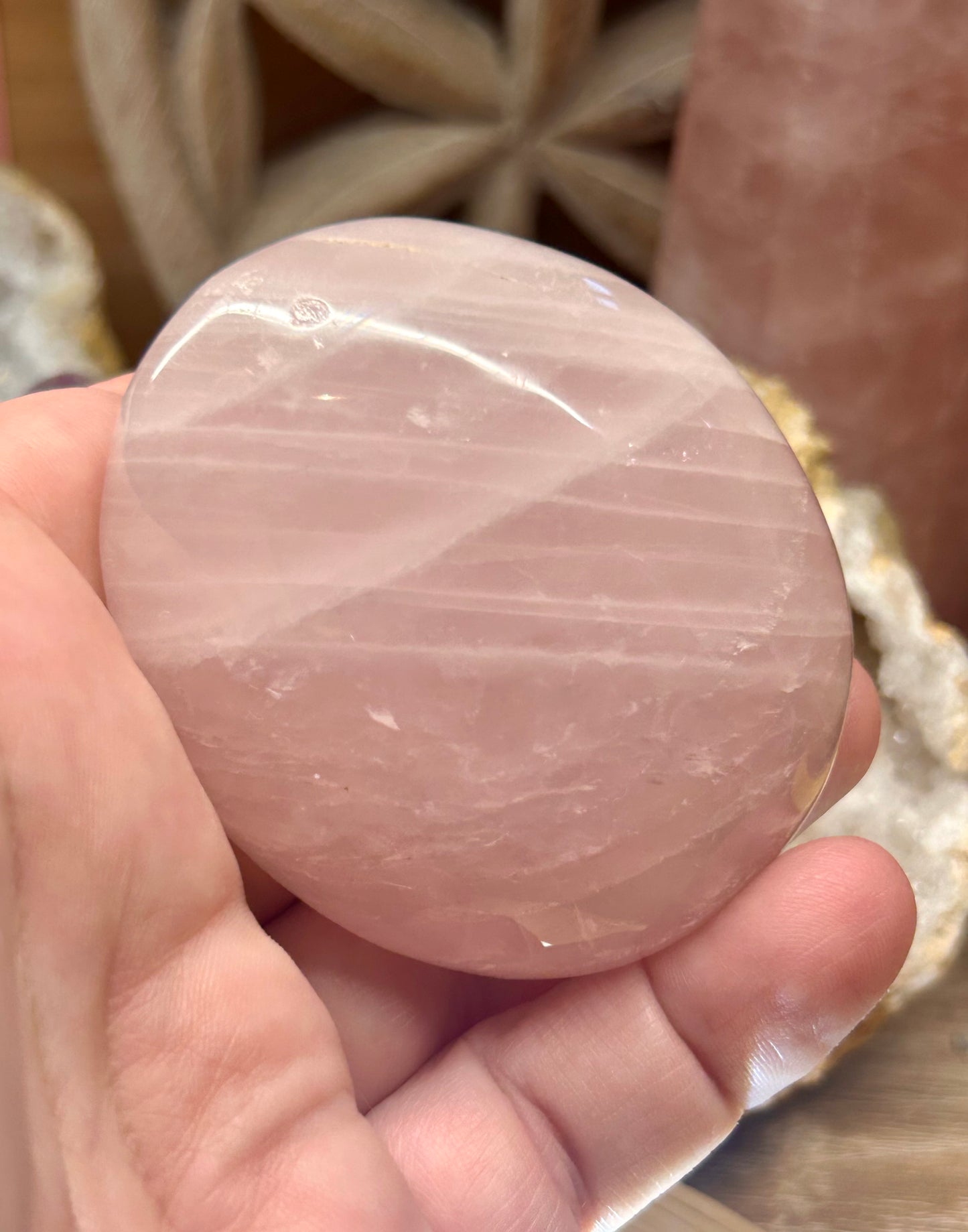 Galet de quartz rose