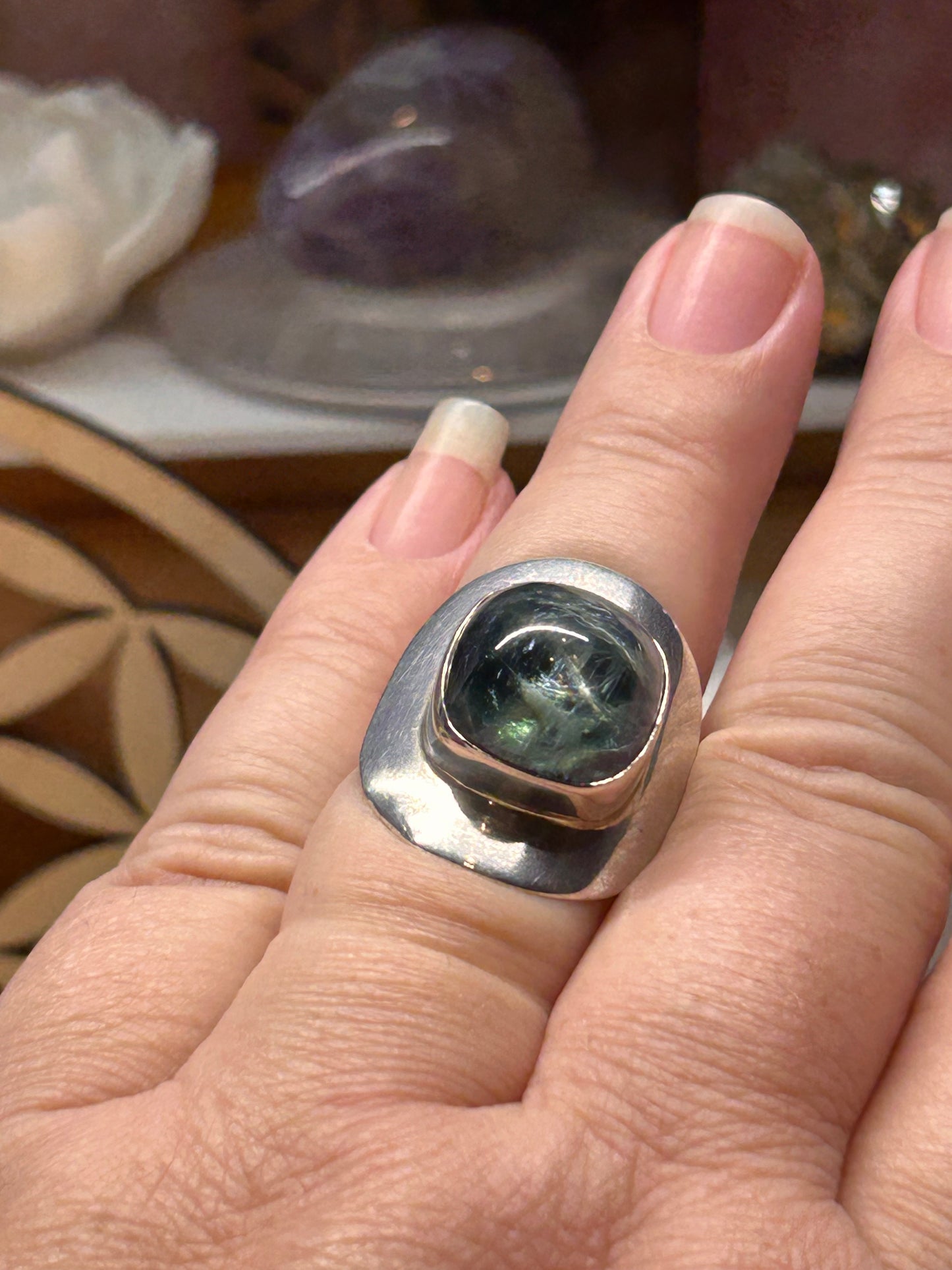 Bague en argent et labradorite