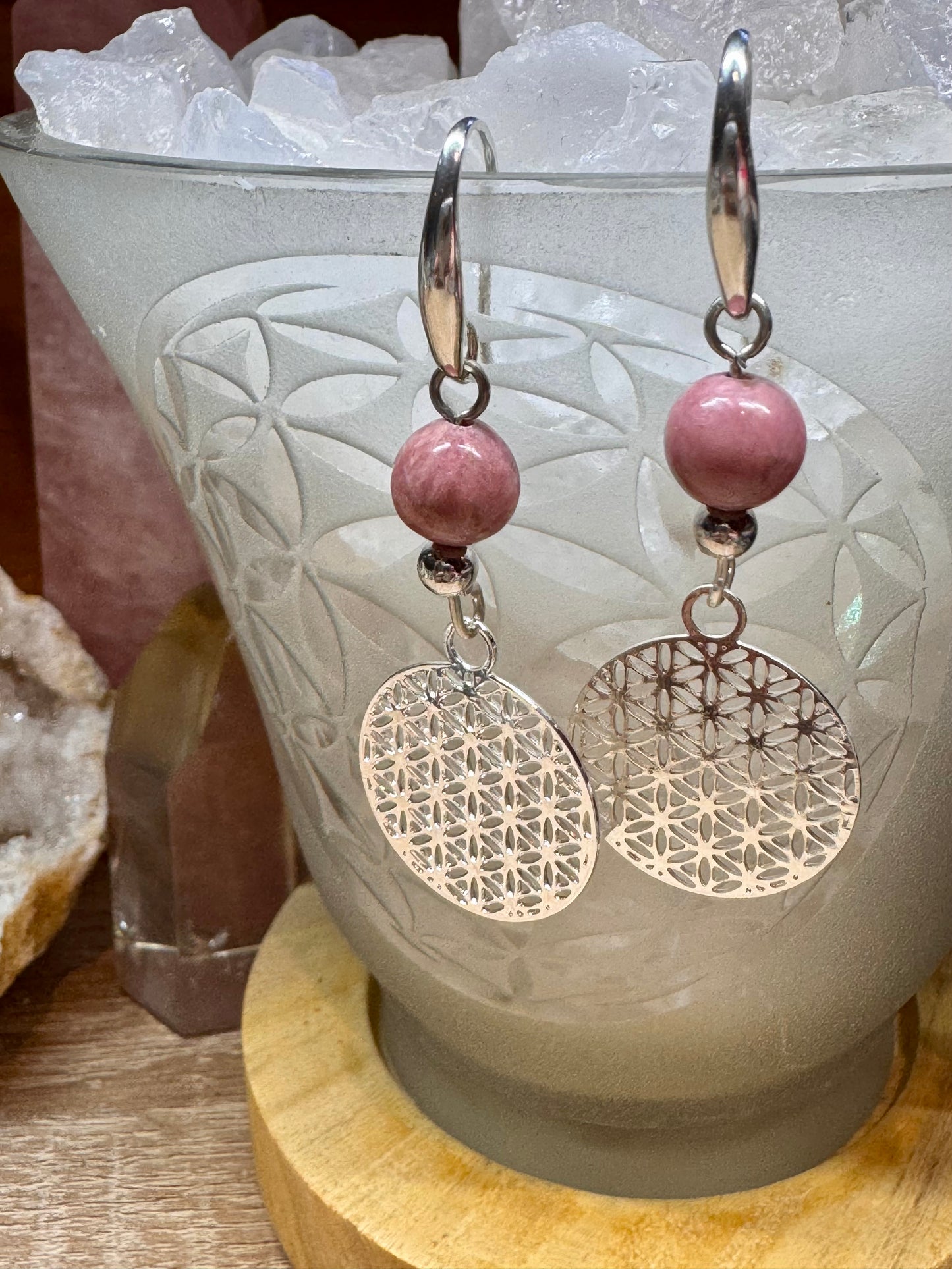 Boucles d’oreilles en argent avec rhodonite et fleur de vie