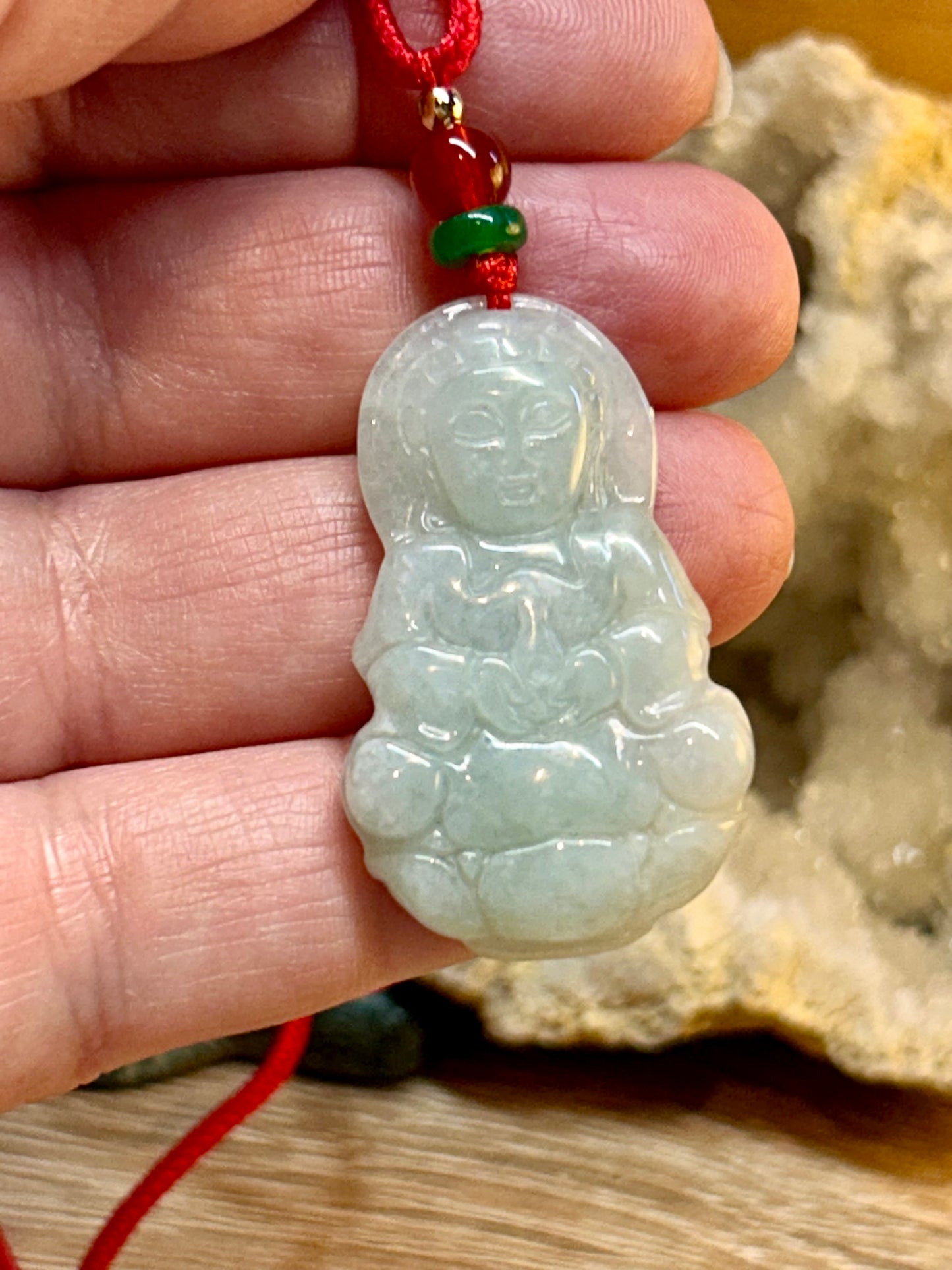 Bouddha en pierre de jade