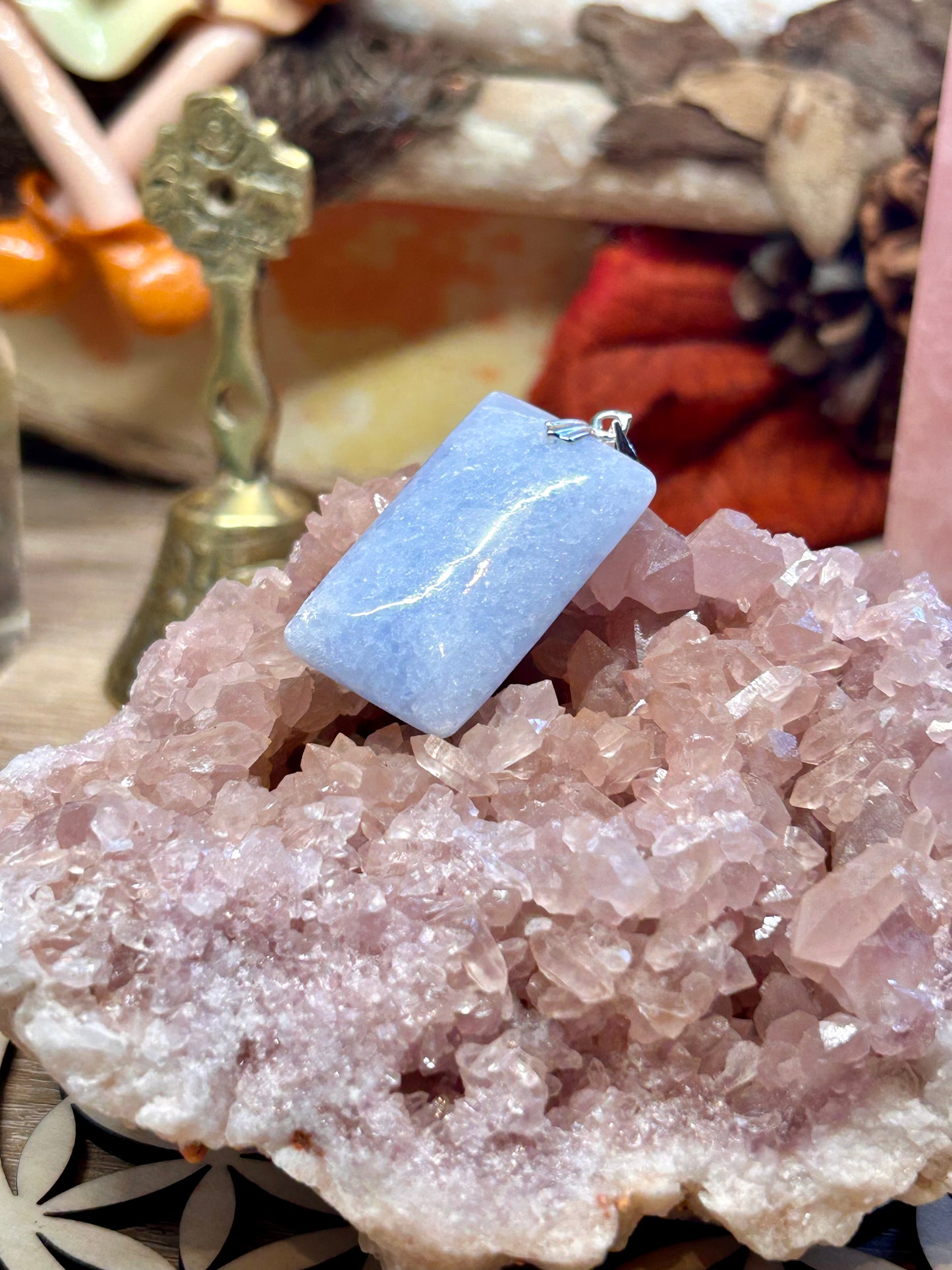 Pendentif de calcite bleue