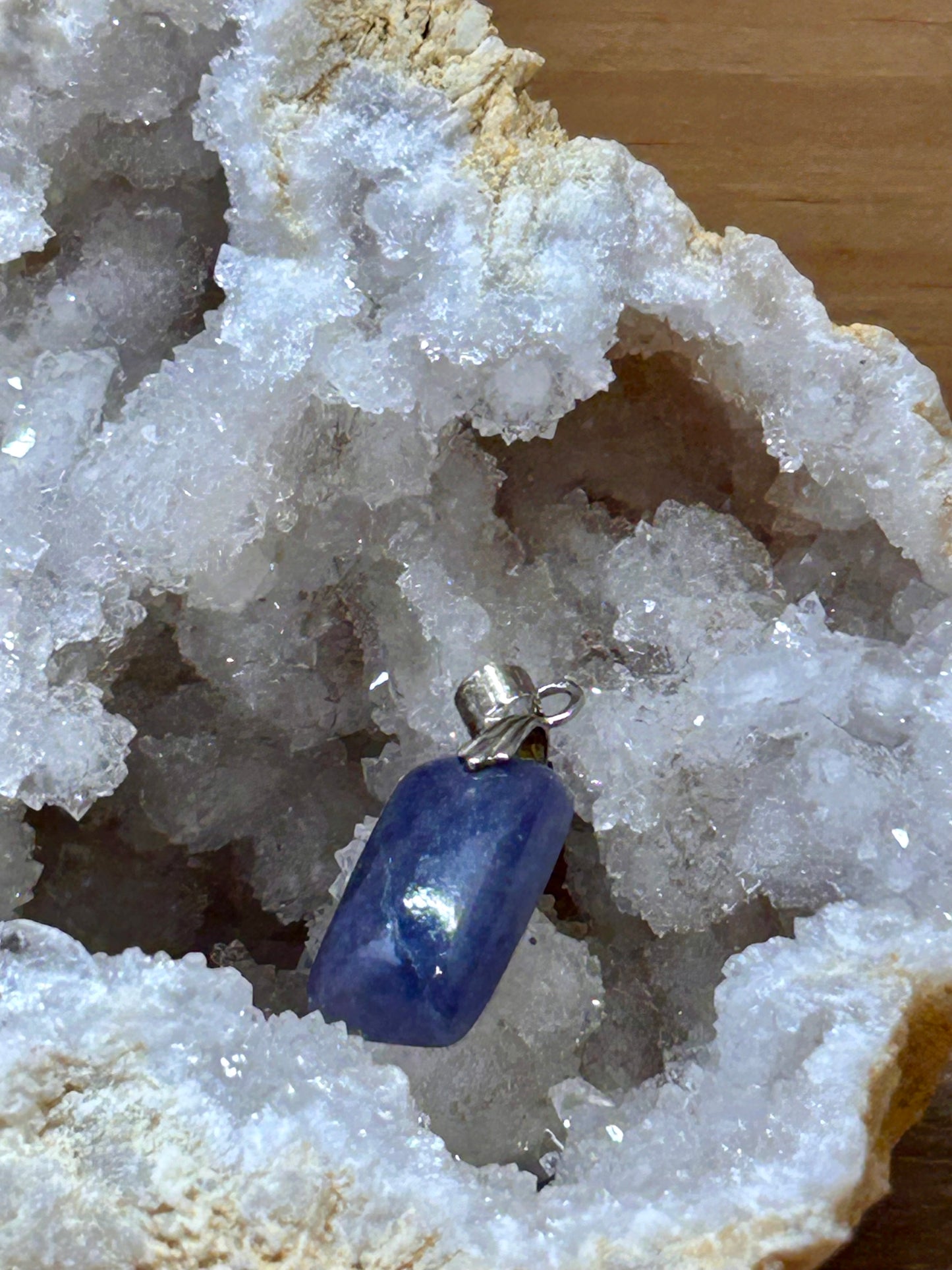 Pendentif de iolite