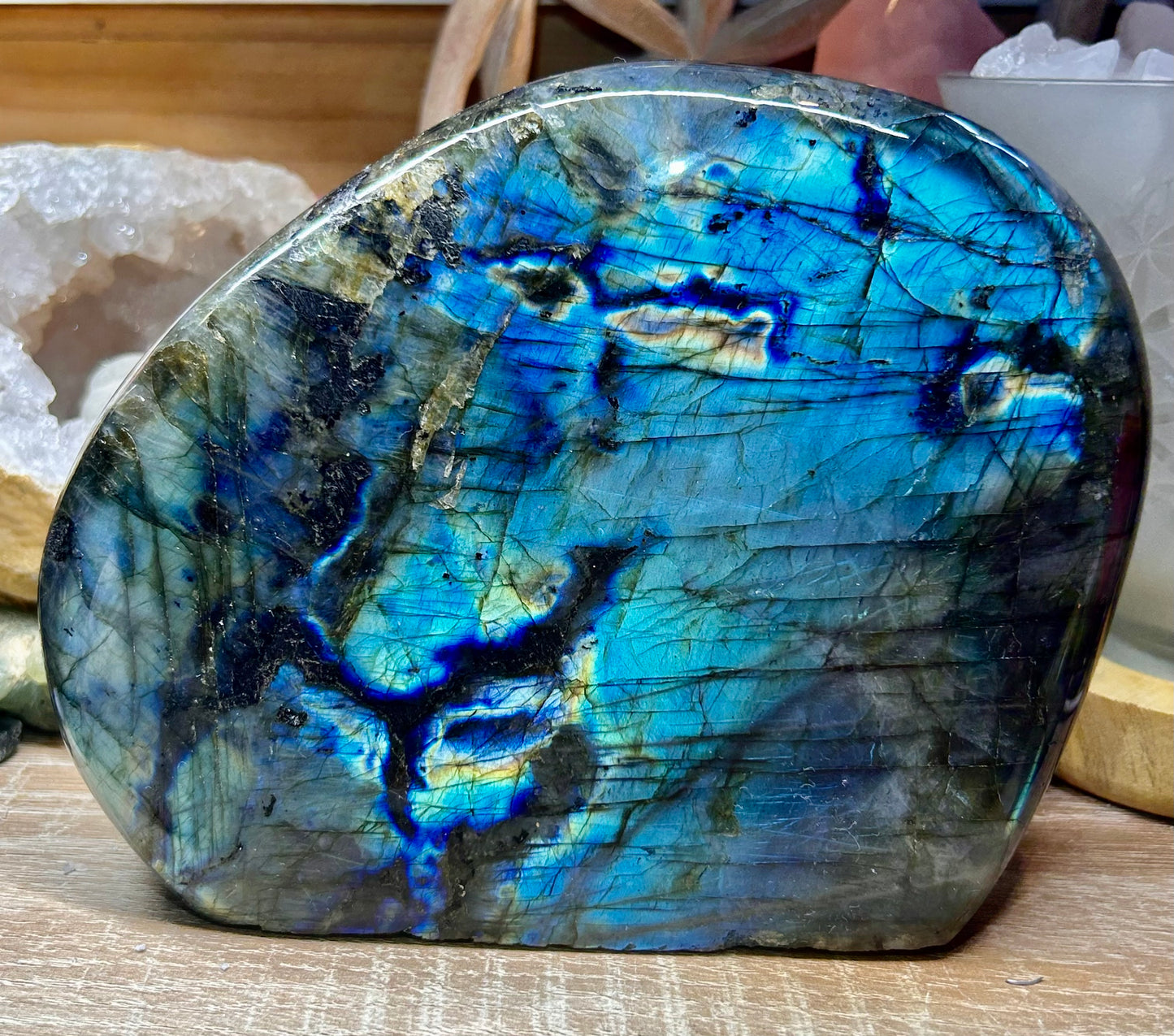 Forme libre de labradorite