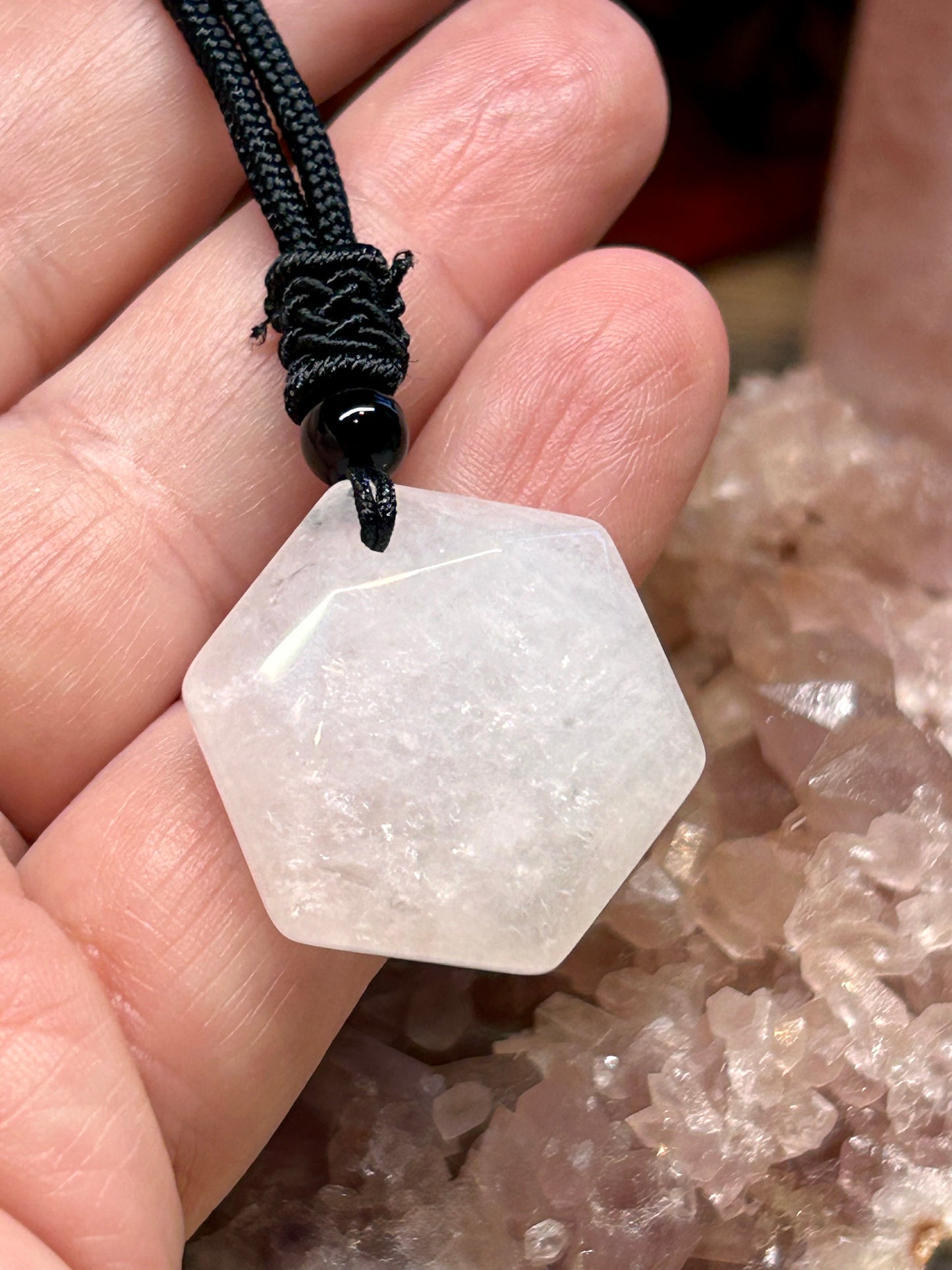 Collier en quartz blanc avec Sceau de Salomon