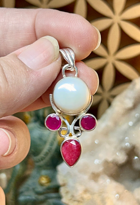 Pendentif rubis et perle de culture