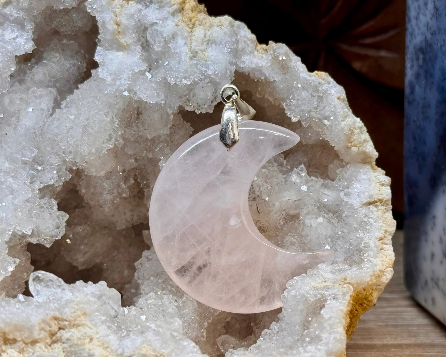 Pendentif Quartz Rose Lune