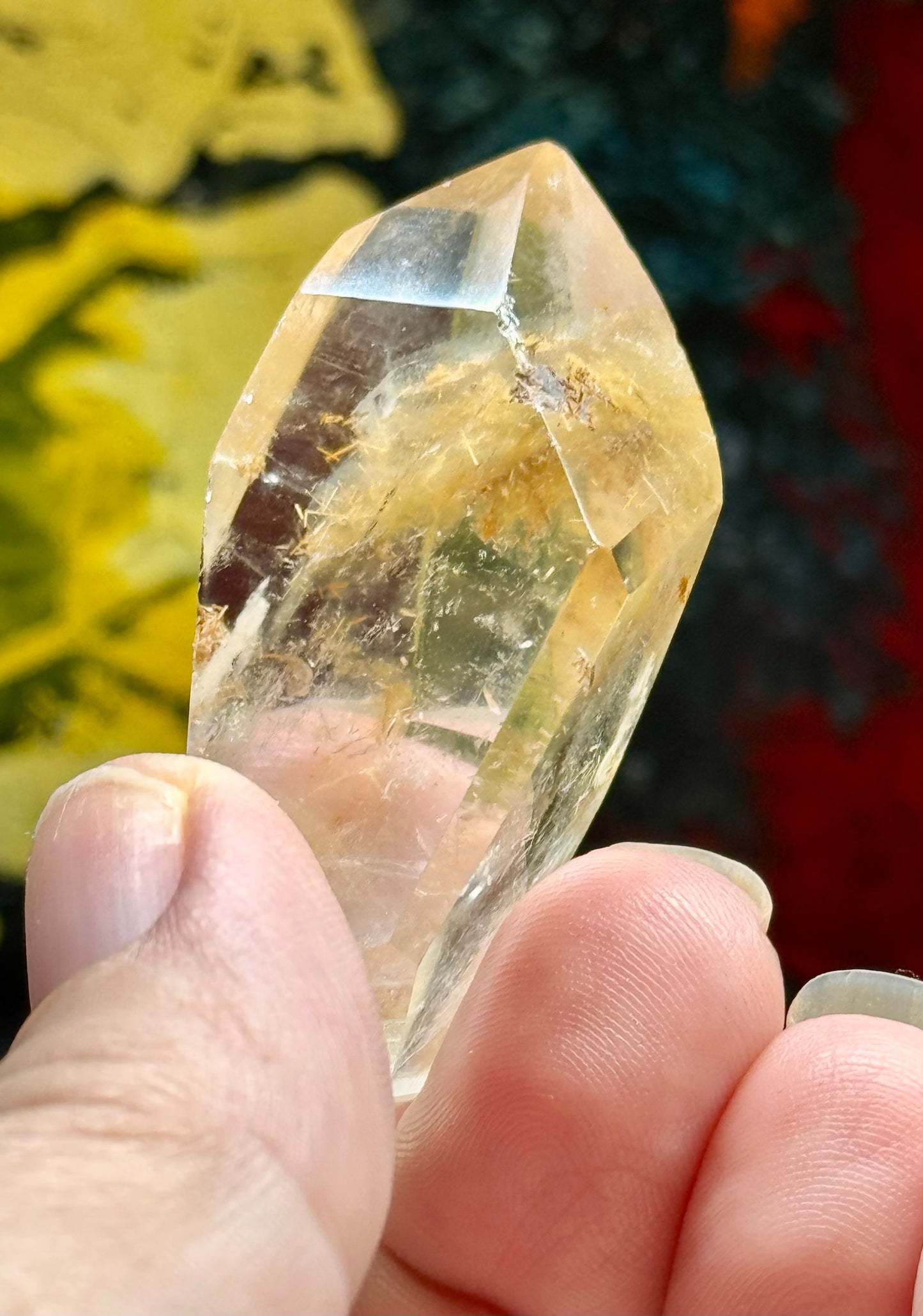 Pointe biterminée de quartz cristal avec inclusion