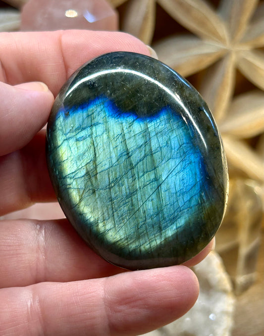 Galet de labradorite