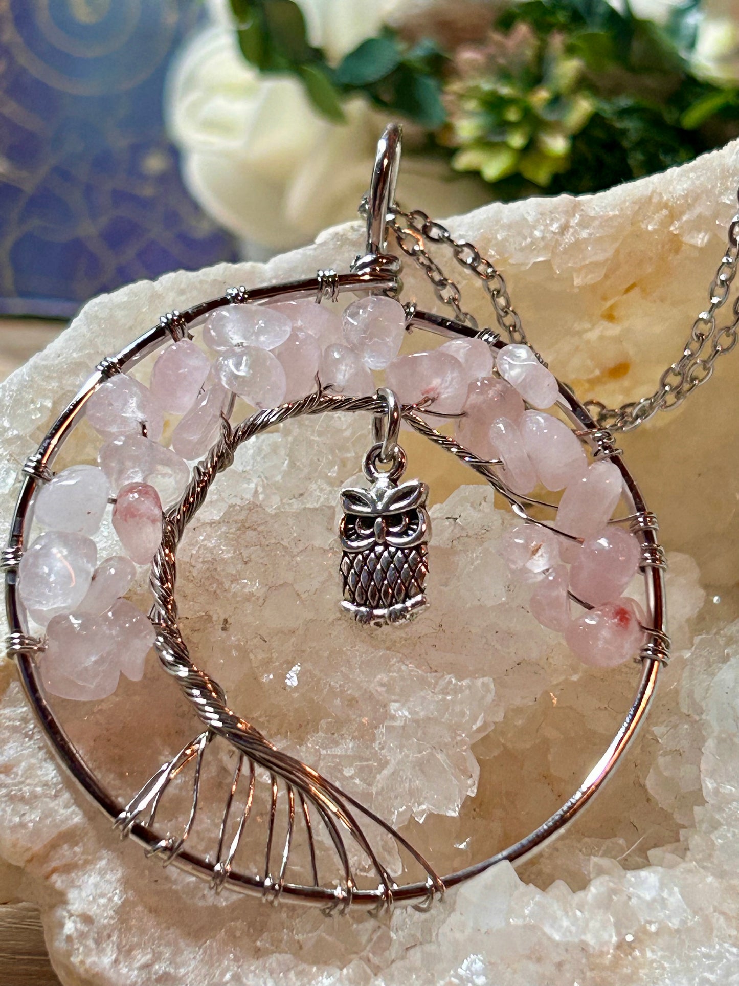 Arbre de vie en quartz rose avec chouette