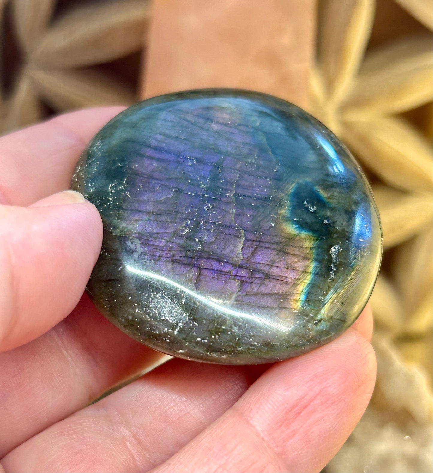 Galet de labradorite