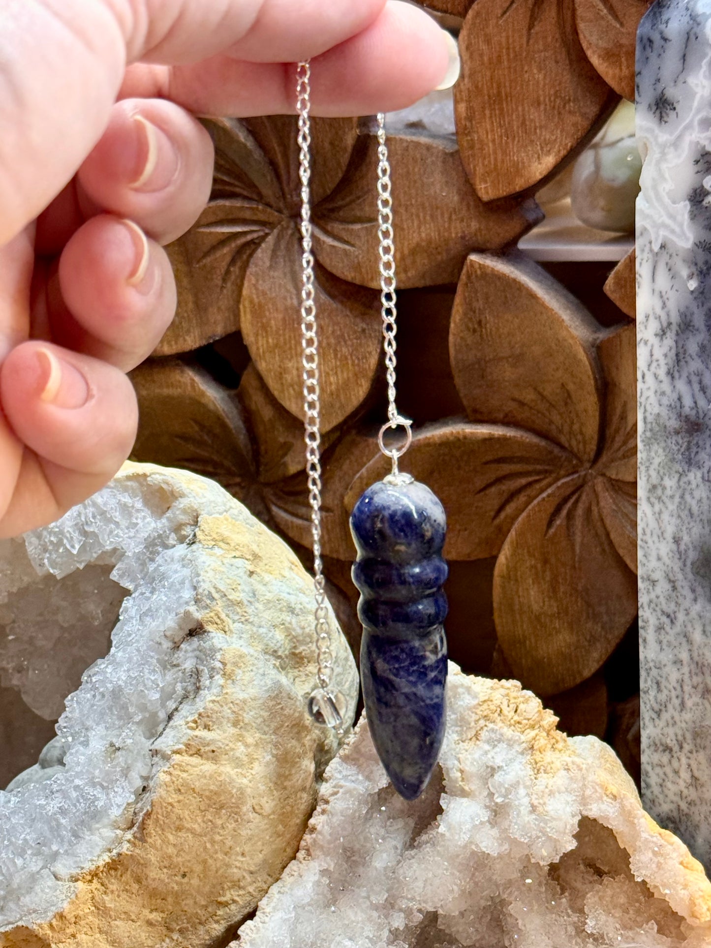 Pendule égyptien en sodalite