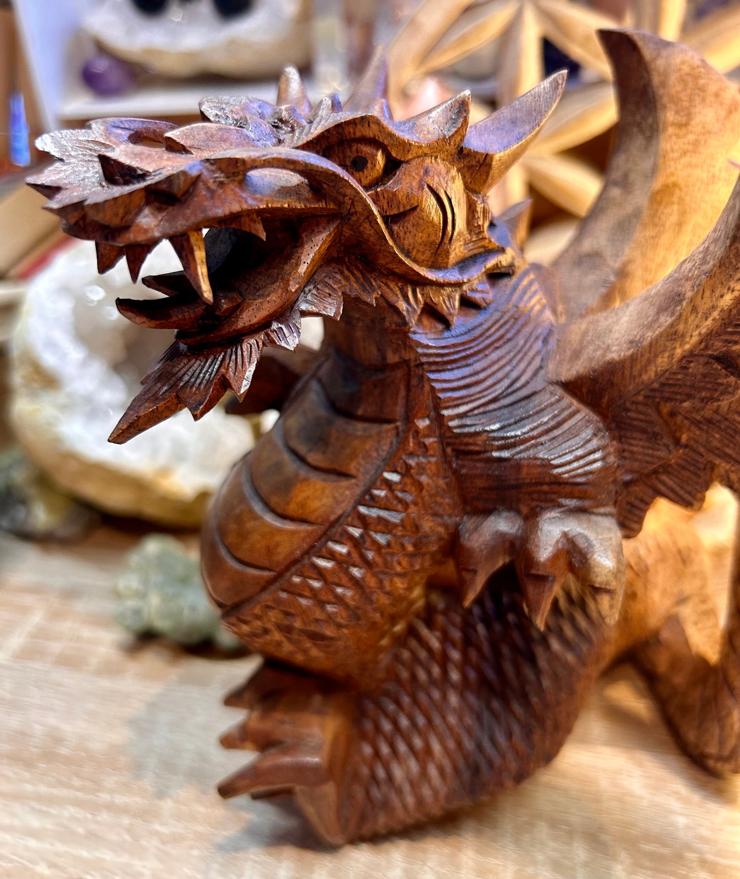 Dragon chinois en bois balinais