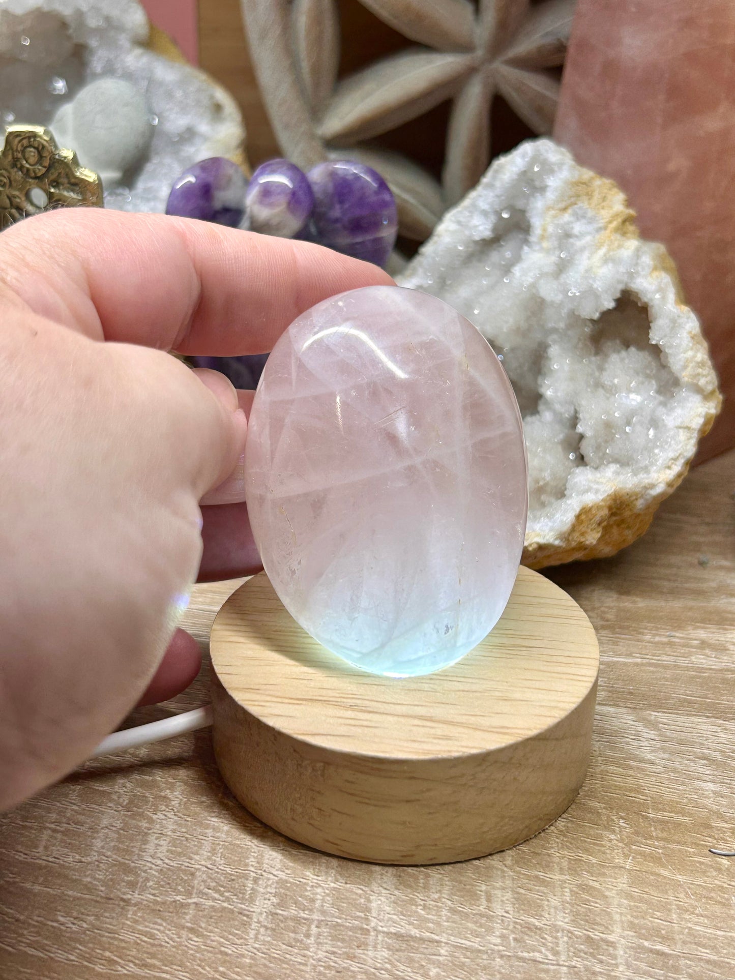 Galet de quartz rose