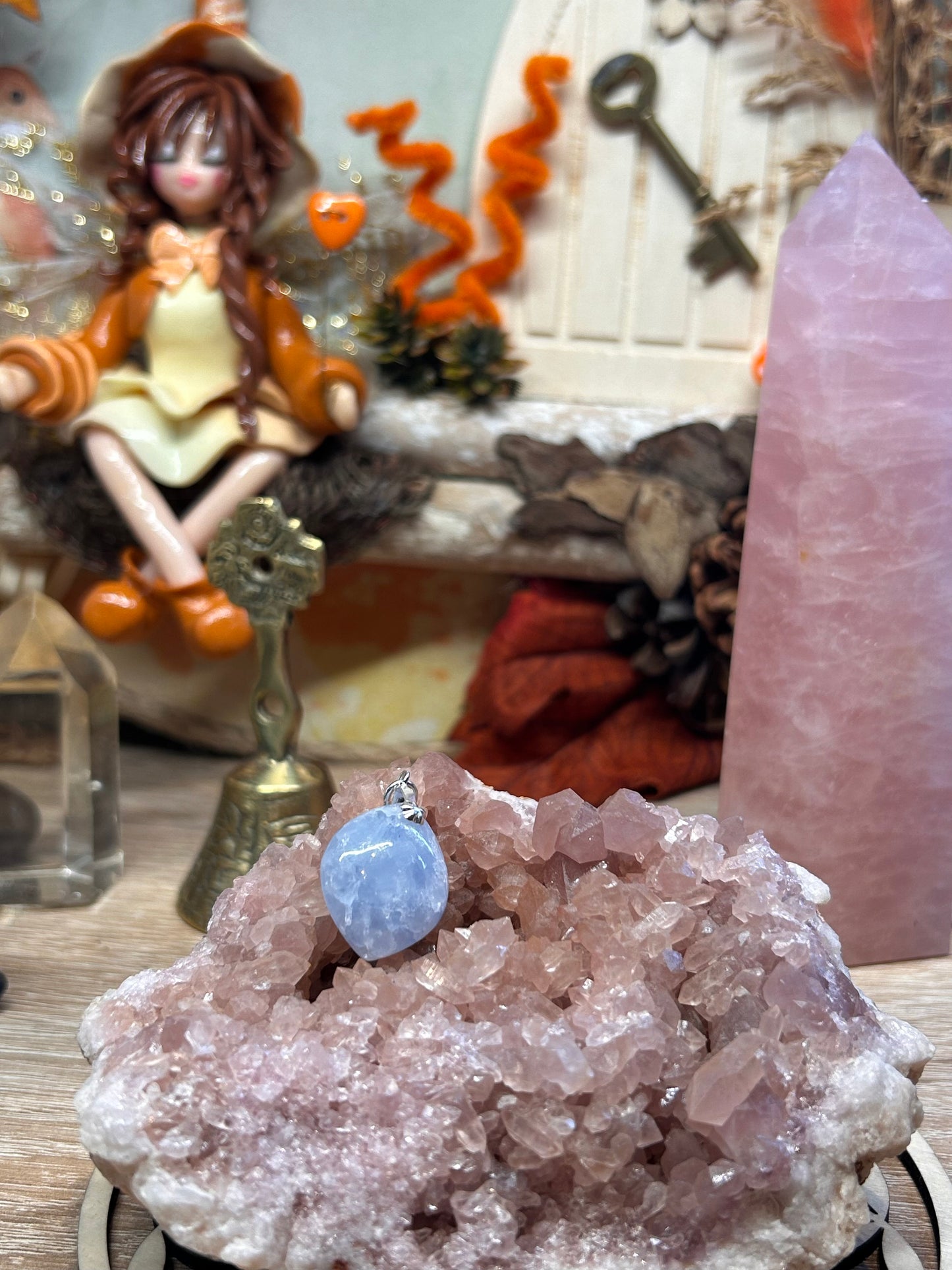 Pendentif de calcite bleue