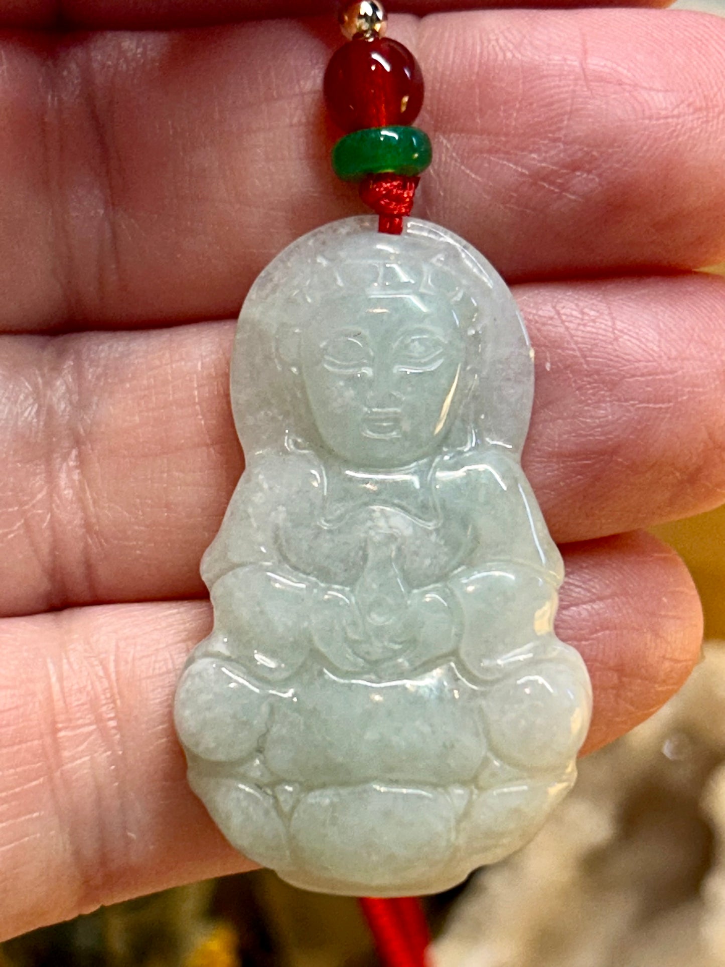 Bouddha en pierre de jade