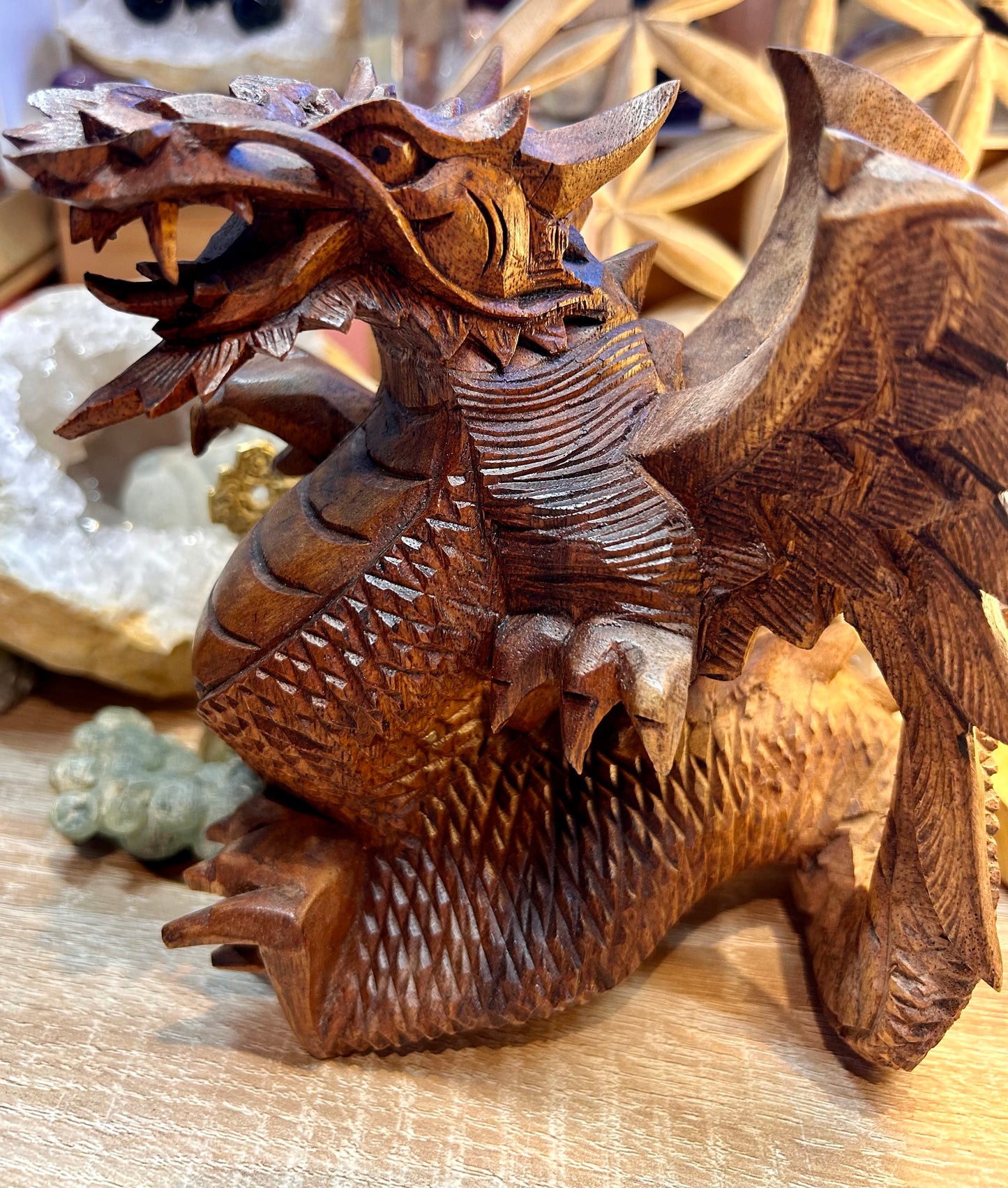 Dragon chinois en bois balinais