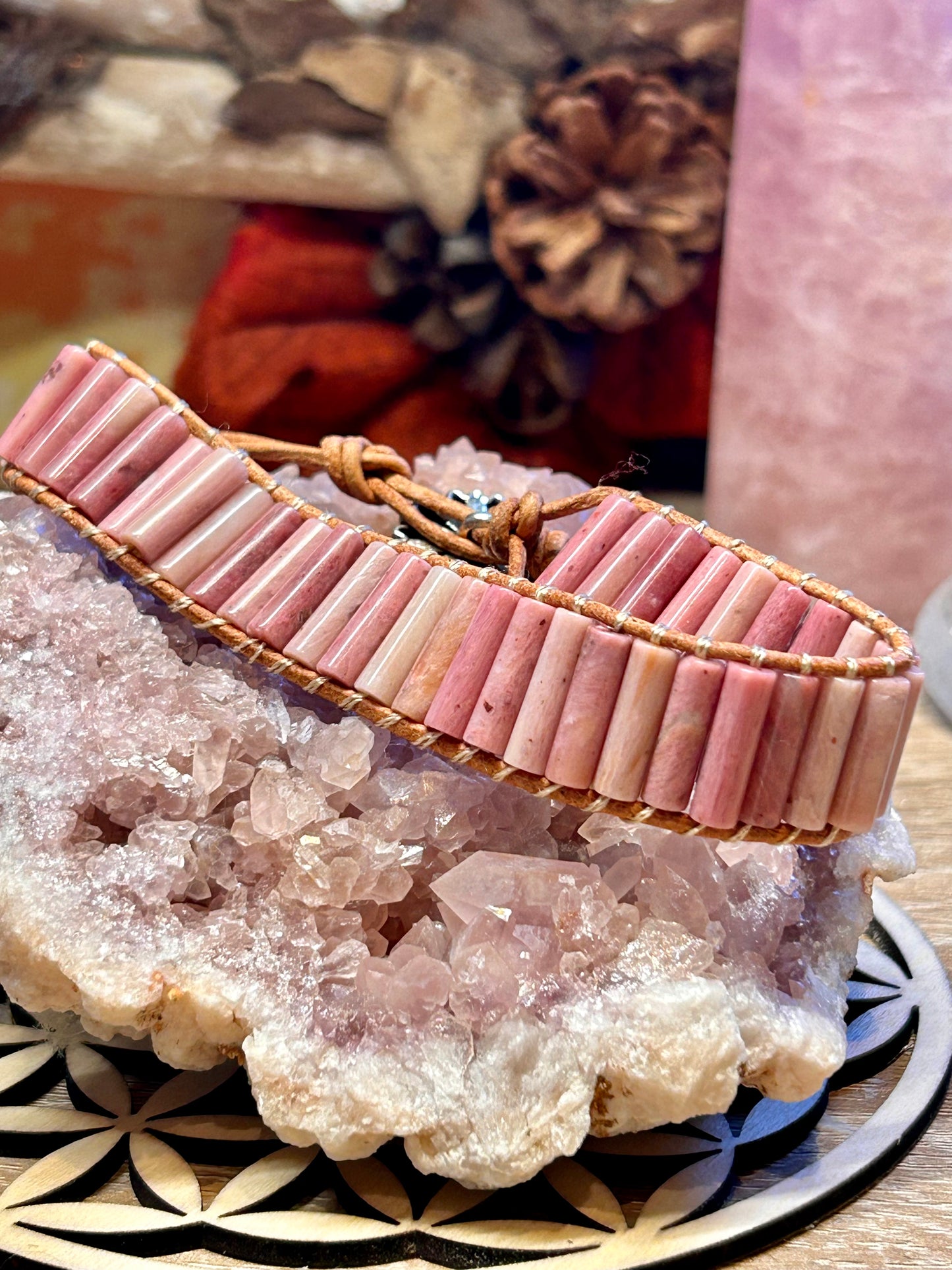 Bracelet cuir avec tubes de rhodonite