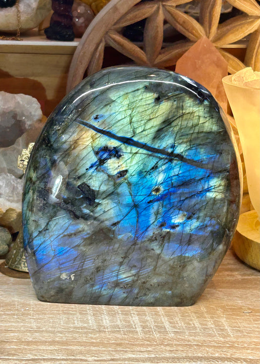 Forme libre de labradorite