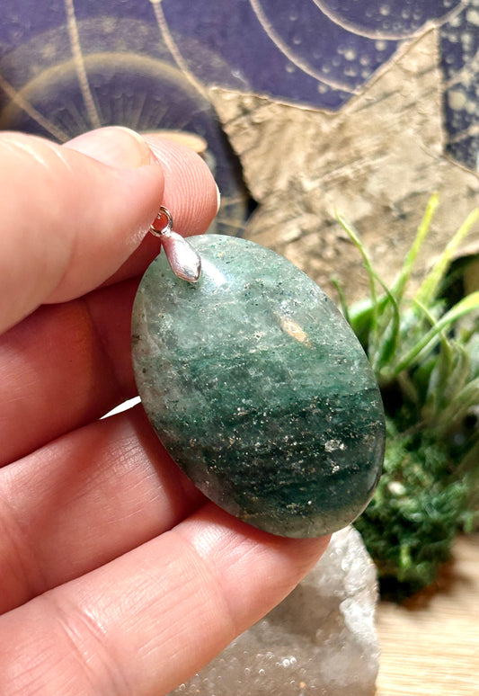 Pendentif en aventurine verte