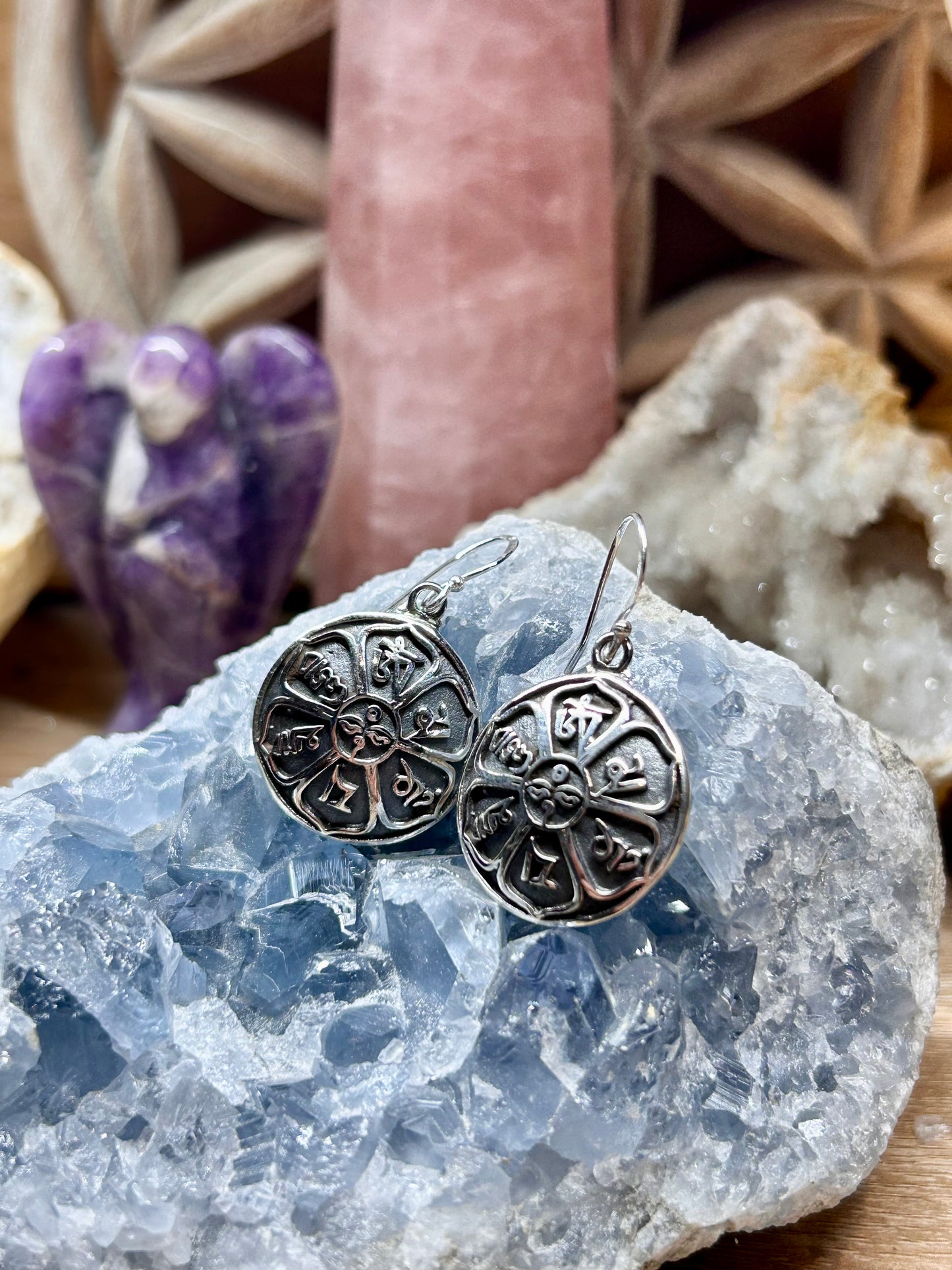 Boucles d’oreilles mantra en argent