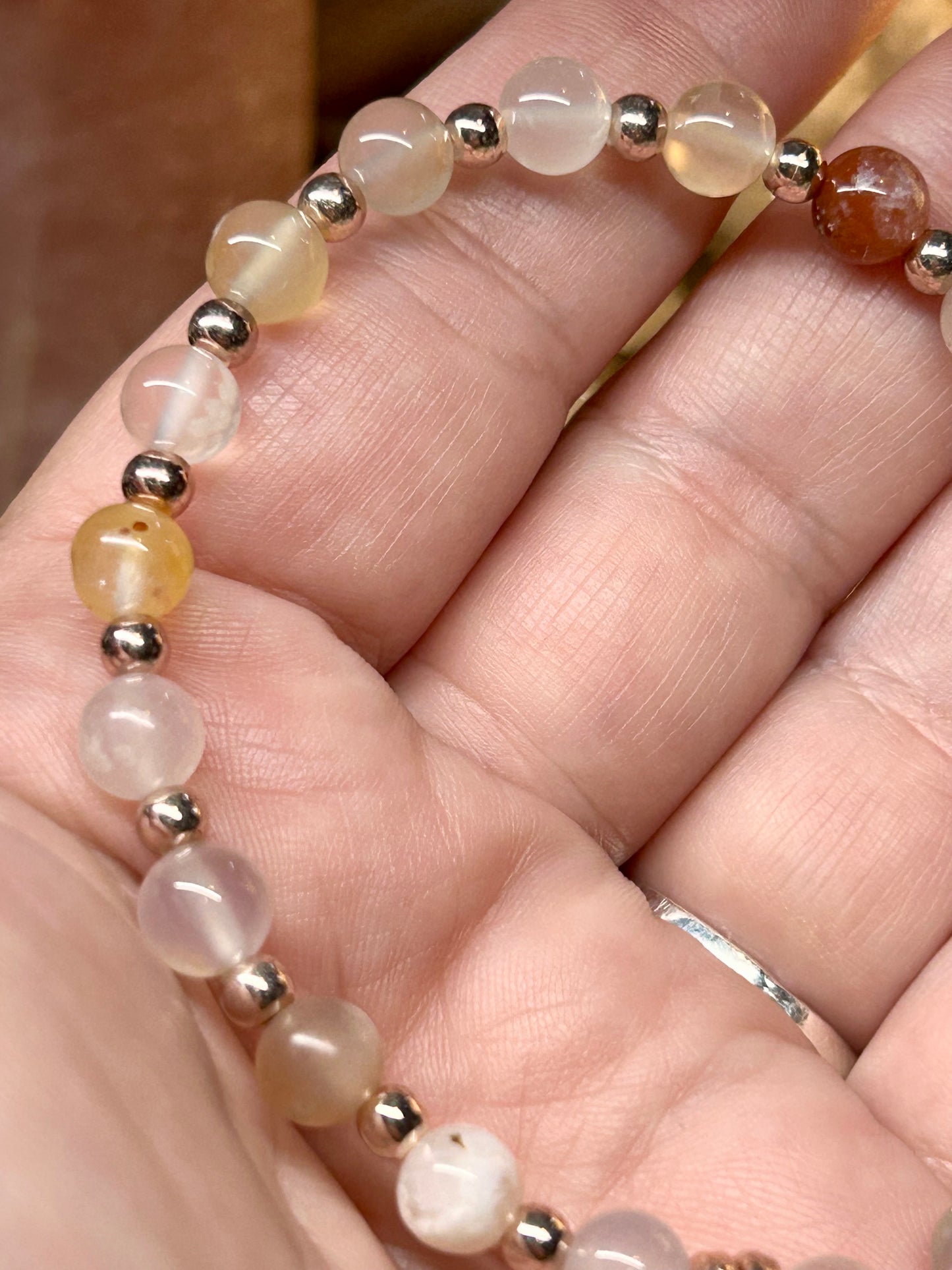 Bracelet de lithothérapie en agate fleurs de cerisier