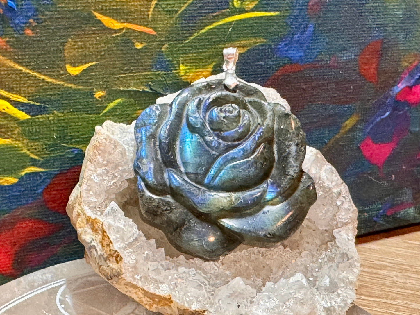 Pendentif rose en labradorite