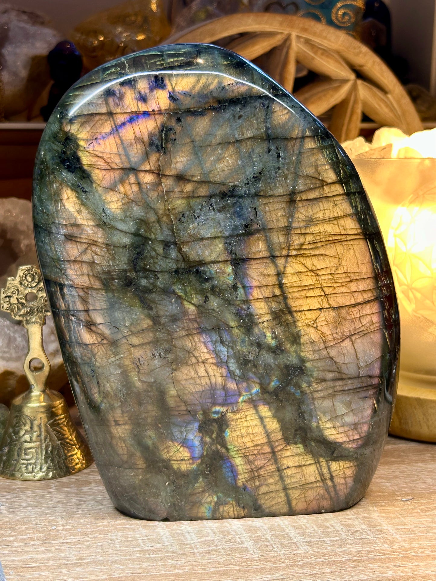 Forme libre de labradorite