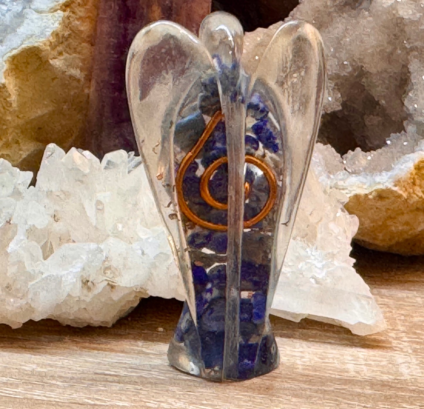 Ange orgonite en lapis-lazuli