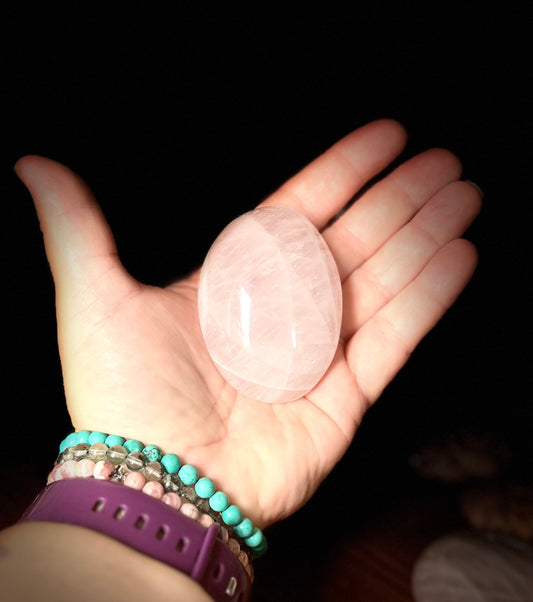 Galet de quartz rose