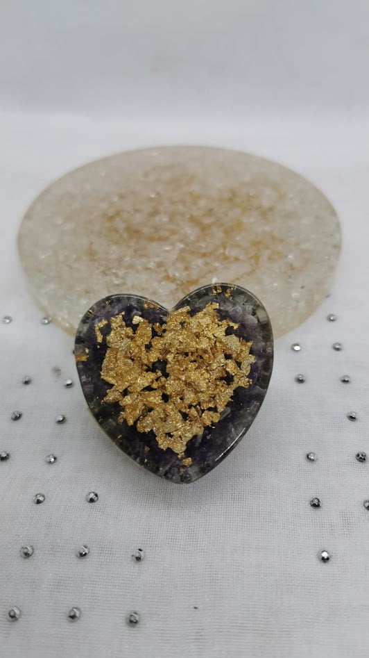 orgonite coeur fleur de vie et améthyste