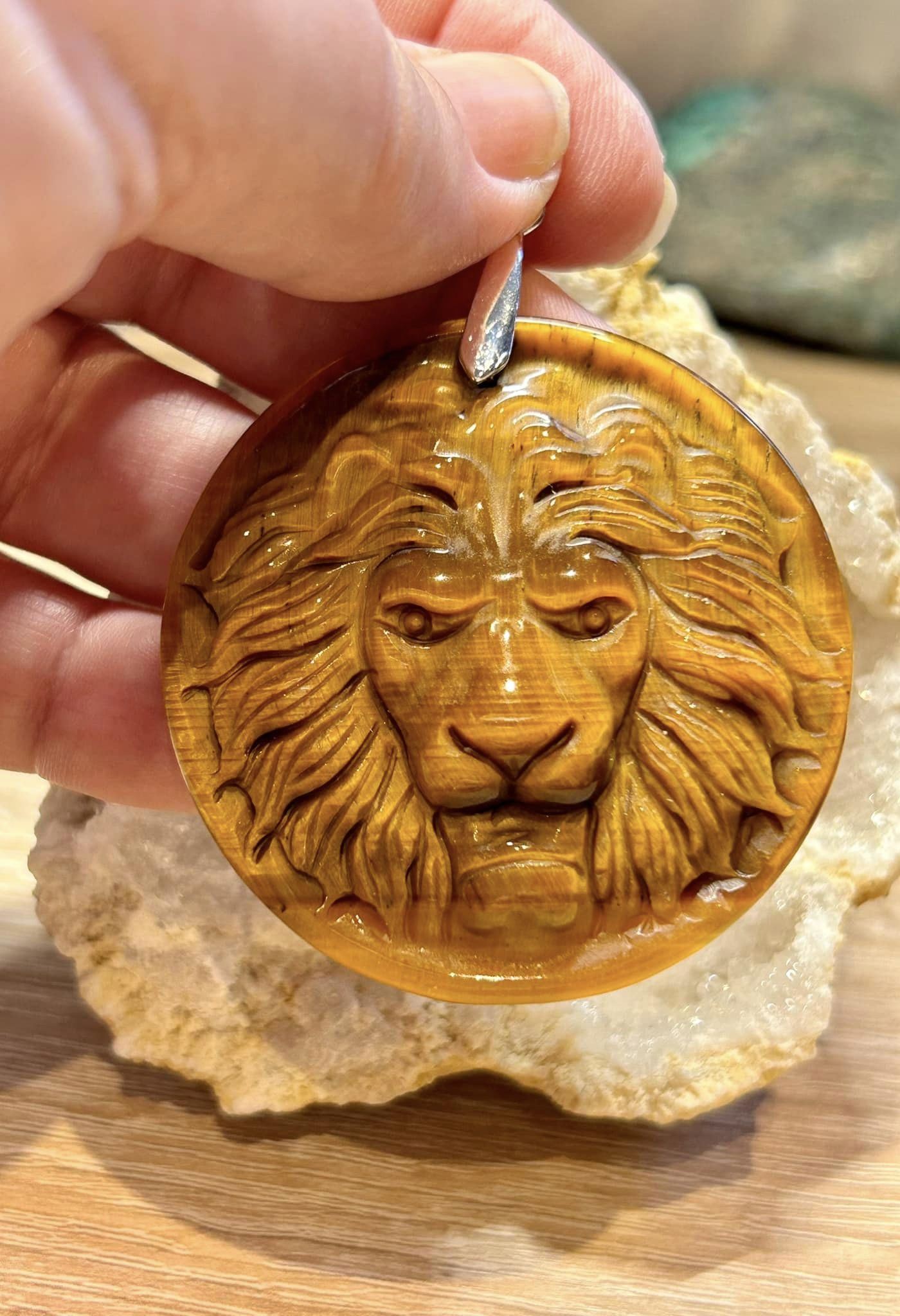 Grand pendentif en œil de tigre - bélière argent 925