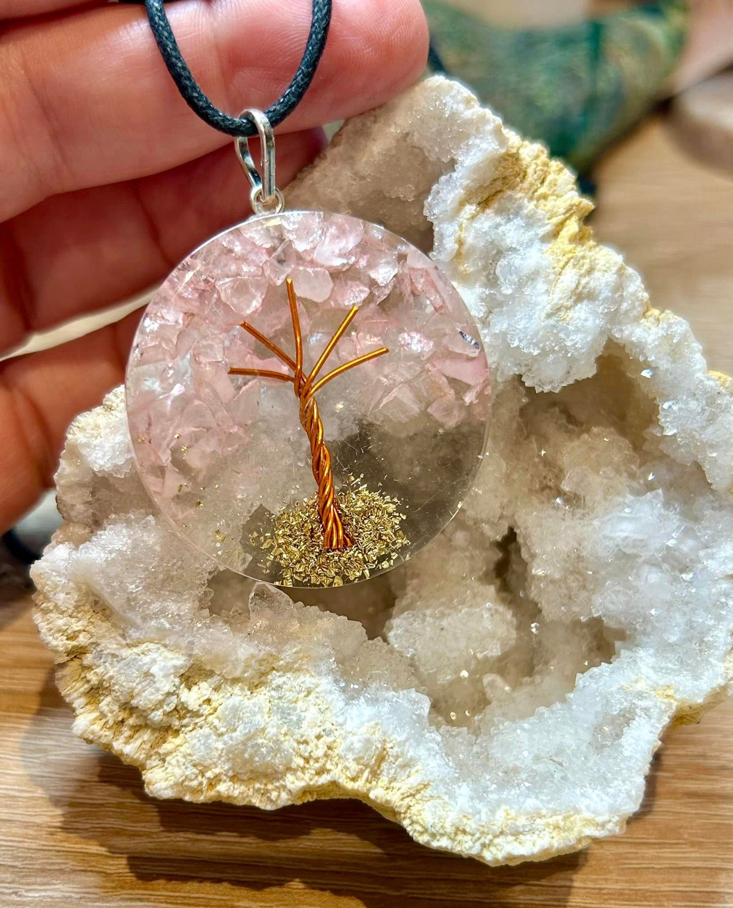 Pendentif orgonite quartz rose