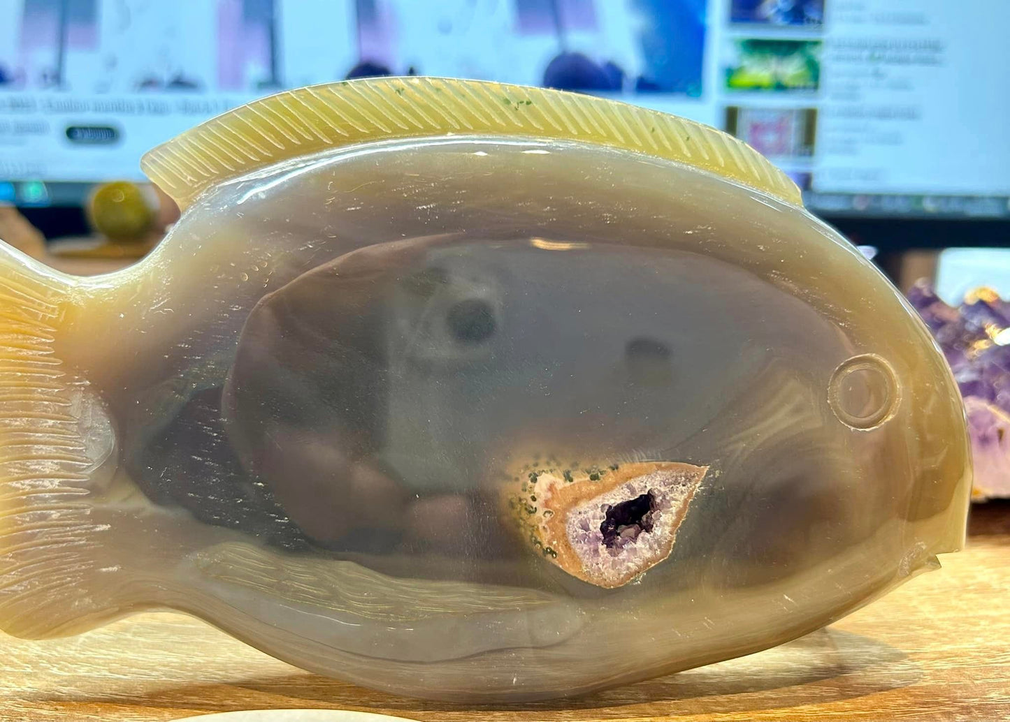 poisson en améthyste avec agate