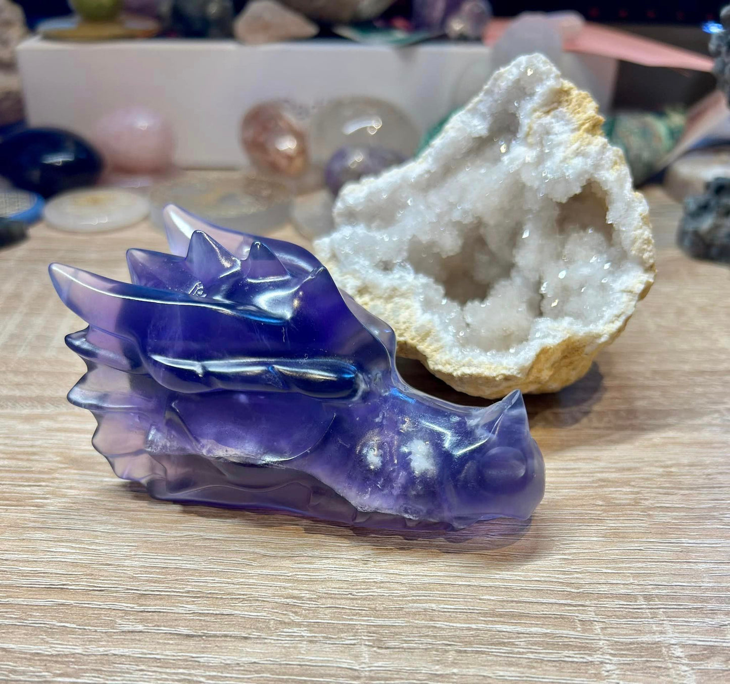 Tête de dragon en fluorine violette