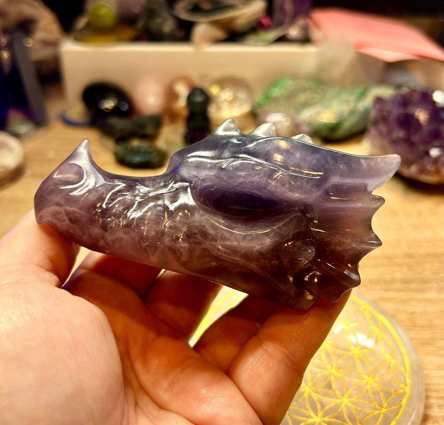 Tête de dragon en fluorine violette