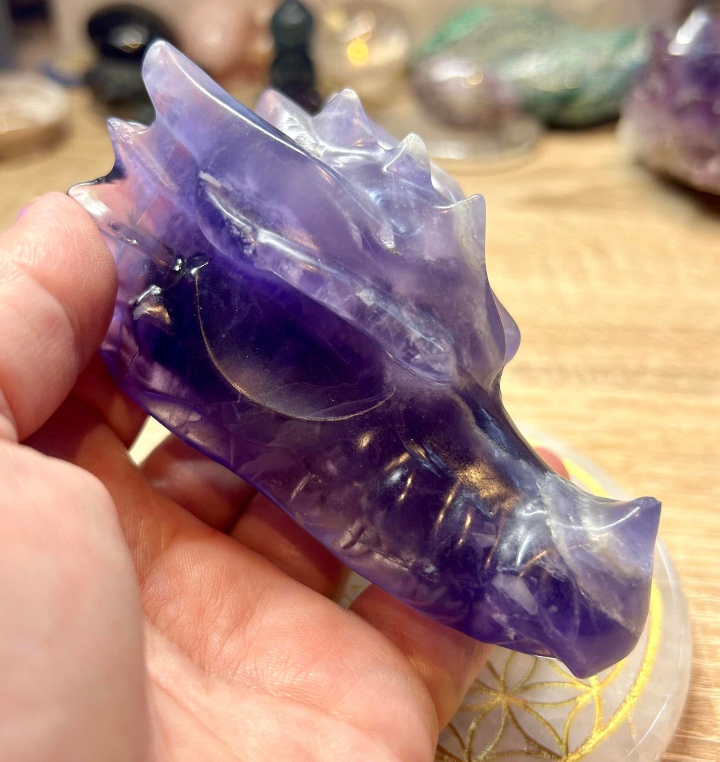 Tête de dragon en fluorine violette